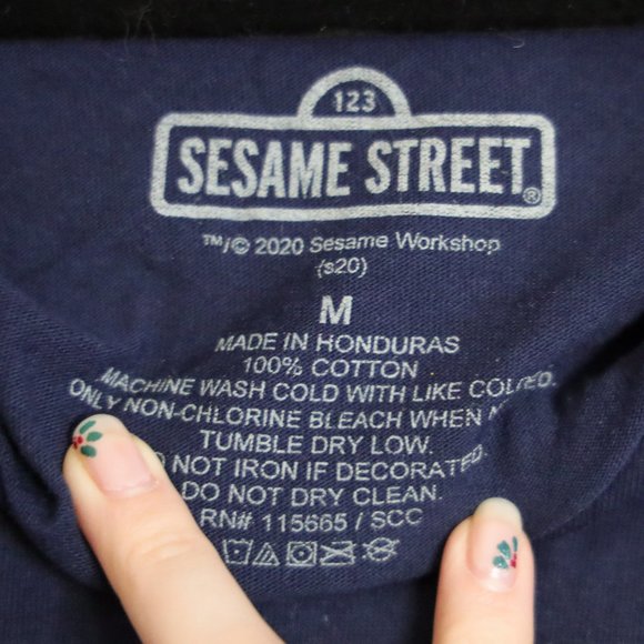 Sesame Street Navy Blue Elmo T-shirt - Picture 2 of 2